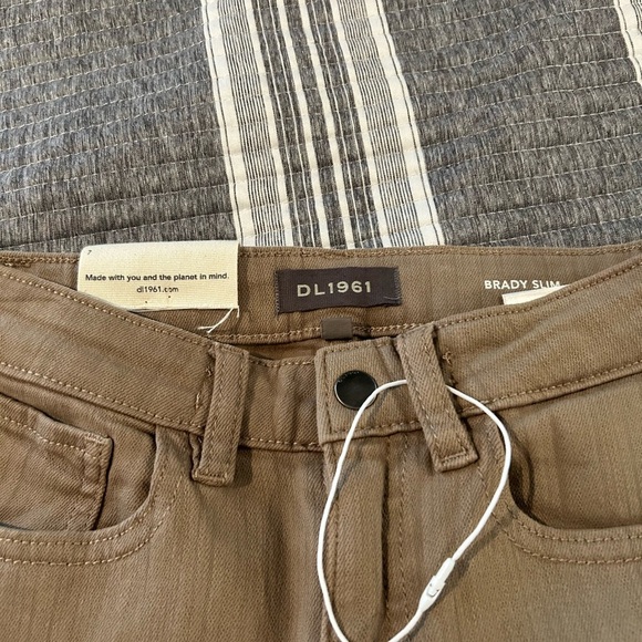 NWT DL1961 Stylish Brown Jeans Boys Size 7 - Picture 3 of 8